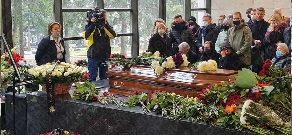 Про болезнь партнера Кудрявцевой стало известно только во время похорон 