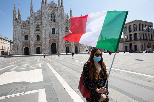 Итальянцев просят не покидать дома без надобности. Фото: Massimo Alberico/Keystone Press Agency/www.globallookpress.com