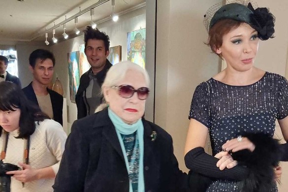 Алибасов-младший встретился с Федосеевой-Шукшиной. Фото: Дни.ру/ Феликс Грозданов