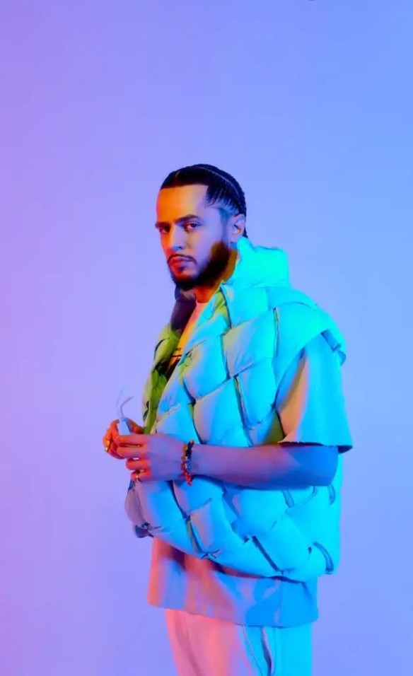 Исполнитель АШ 23. Фото: личный архив певца