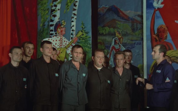 Кадр из фильма "Калина красная", драма, режиссер Василий Шукшин, снято на киностудии "Мосфильм" в 1973 году