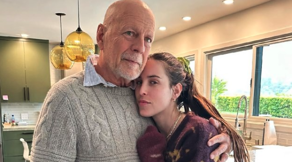 Брюс Уиллис с дочерью. Фото: соцсети