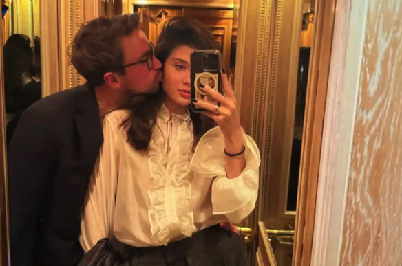 Александр Петров с женой Викторией. Фото: соцсети