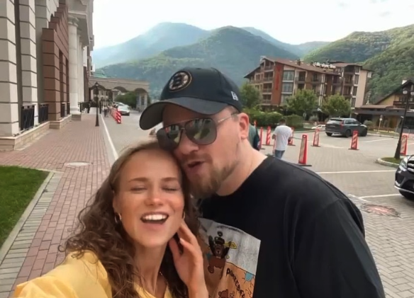 Гарик Харламов и Екатерина Ковальчук. Фото: соцсети