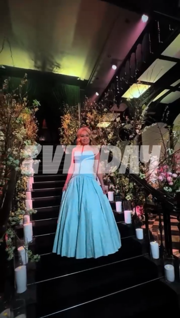 Яна Рудковская. Кадр: Звездач