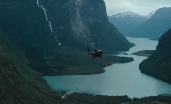 Фото: кадр из трейлера "Ущелье"