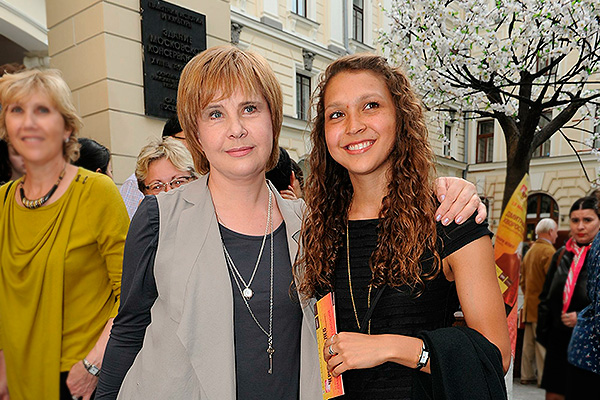 Татьяна Догилева с дочкой Катей