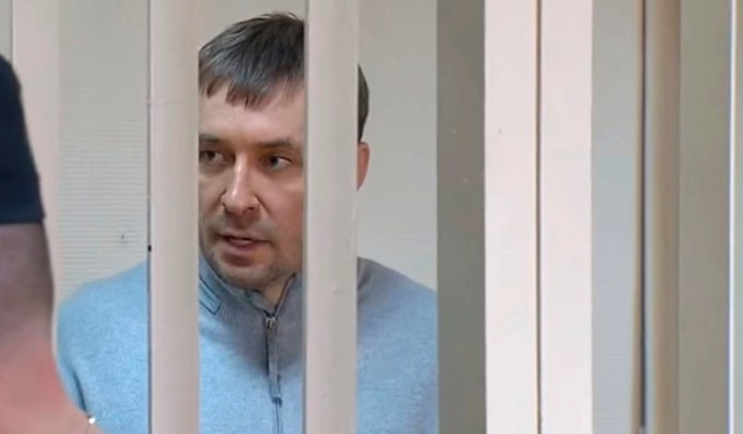В скандал с миллиардами Захарченко втянули 
