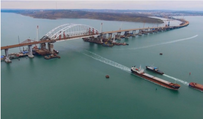 Украина угрожает ракетным ударом по Крымскому мосту 