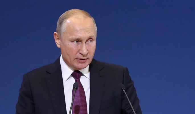 Зал взорвался аплодисментами: Путин подписал важный документ