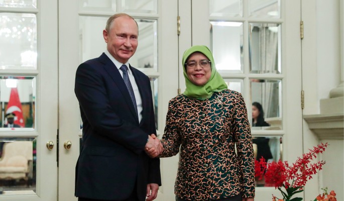 На встрече Путина с президентом Сингапура произошел казус
