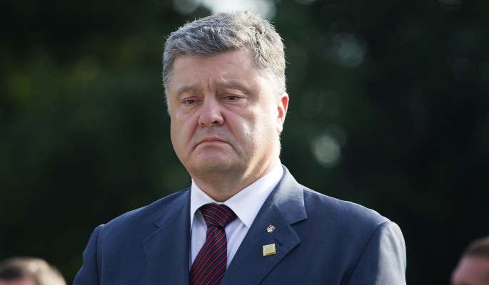 Алкоголика Порошенко меняют на 52-летнюю блондинку