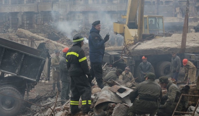 Страшное землетрясение на Кавказе: 25 тысяч погибших