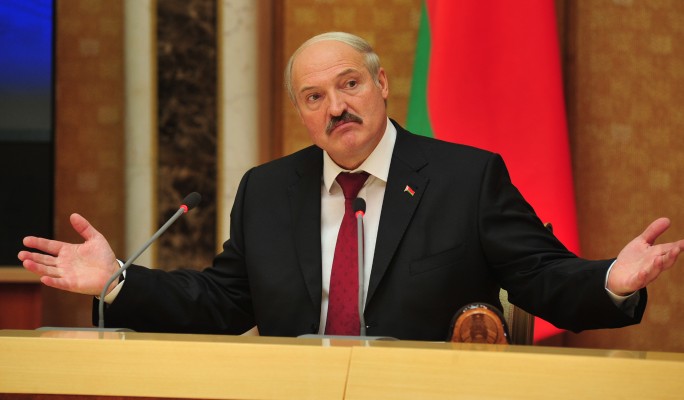 Истеричный Лукашенко набросился с претензиями на Путина