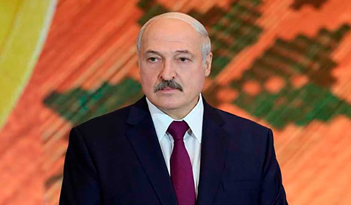 Беспомощного Лукашенко отправляют в отставку из-за Путина