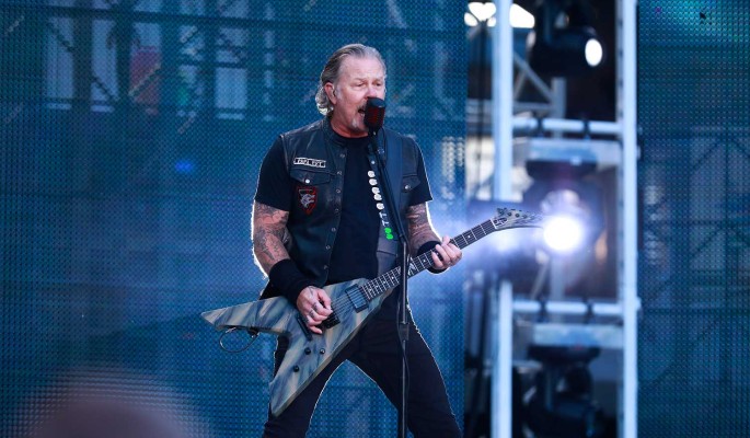 Metallica получила ответ от гитариста группы “Кино” после шокирующего выступления