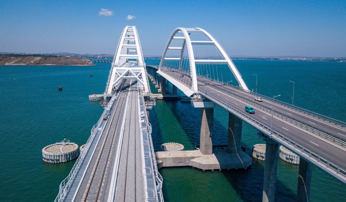 Объявлено о строительстве нового Крымского моста после сообщений о проседании