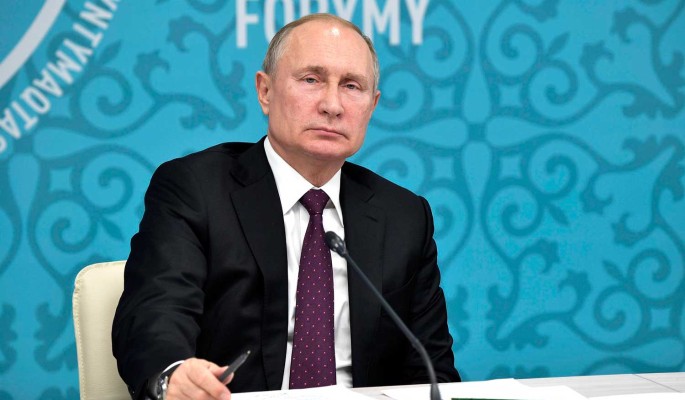 „Сволочь и антисемитская свинья“: эмоциональное выступление Владимира Путина попало на видео