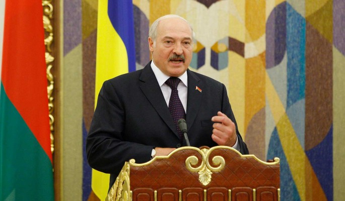 Устроившего провокацию с языком Лукашенко поймали за руку