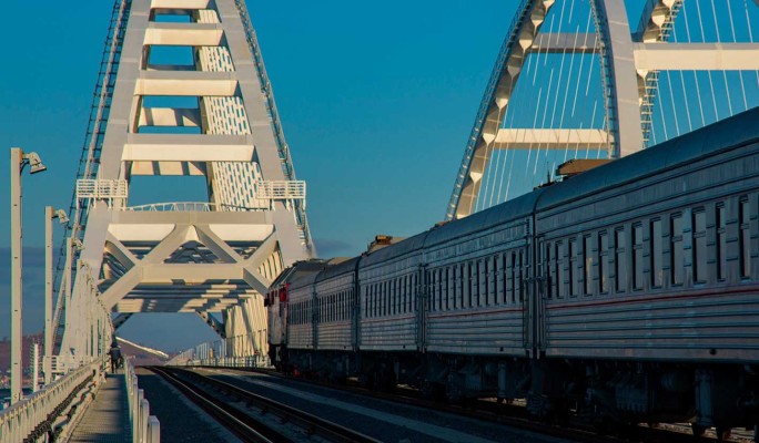 "Вы там с ума сошли?": обслуживание в поезде через Крымский мост вызвало шок