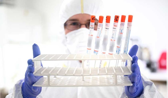 Иммунитет не спасет: ученый раскрыл страшную правду о коронавирусе