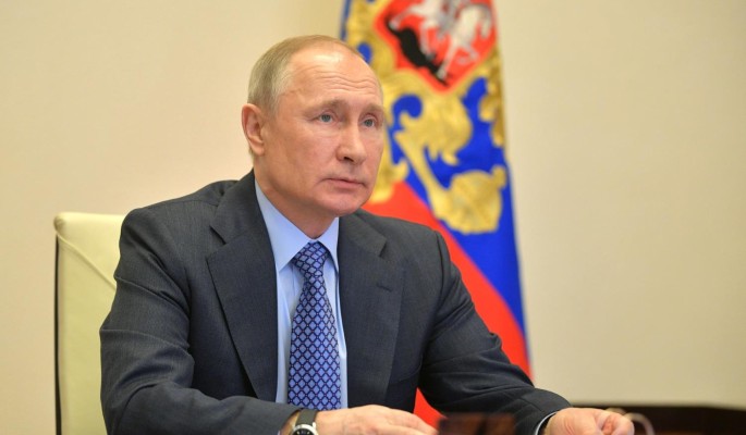 Путин надеется на "божью помощь" в борьбе с коронавирусом 