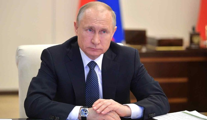 Путин объявил о завершении единого периода нерабочих дней