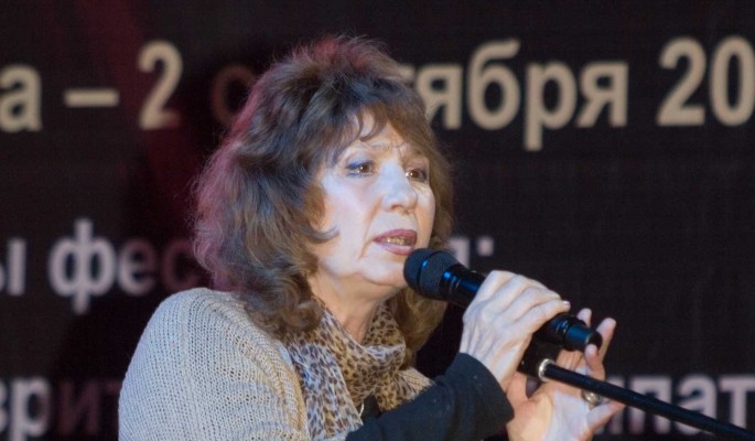 "Грустно, что я так и не родила": исповедь Елены Камбуровой