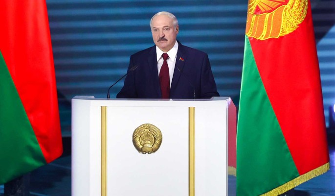 Вассерман о послании Лукашенко к народу: Считает себя умным, а всех остальных дураками