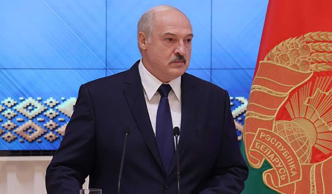 Силовики стали разбегаться от Лукашенко