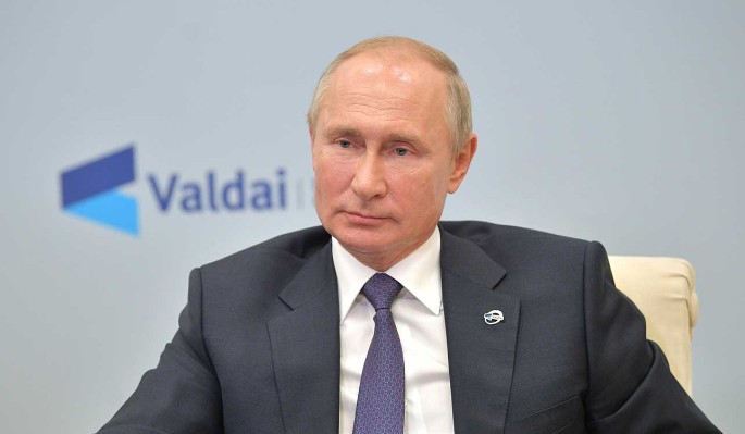 Путин рассказал о снятии ограничений по коронавирусу