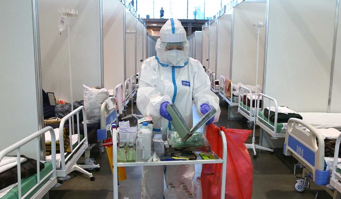 Пандемия отступает? В России коронавирусом за сутки заразились 18,2 тысячи человек
