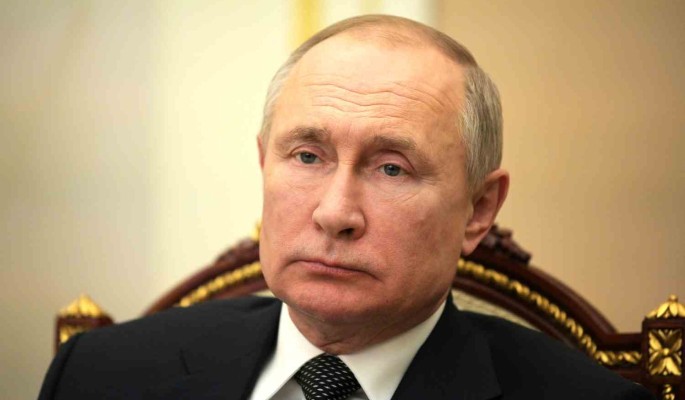 "Это нас беспокоит": глава британской разведки заявил о загадочных сигналах для Путина