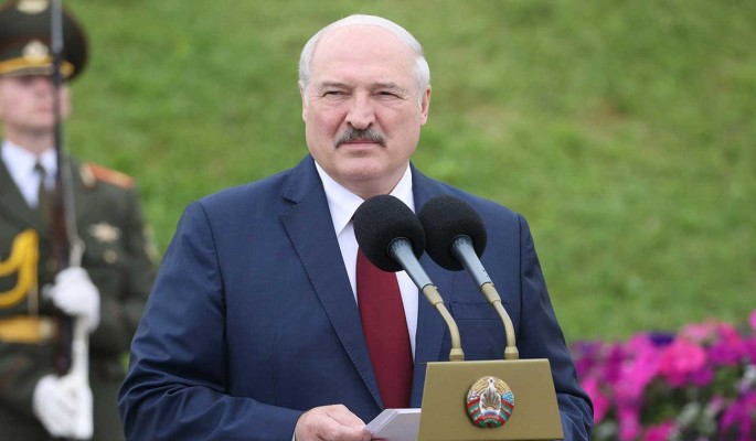 «Проиграл всем»: Цепкало назвал Лукашенко пародией на человека