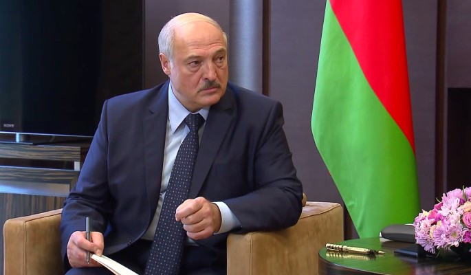 ЕС обвиняет Лукашенко в гибридной атаке
