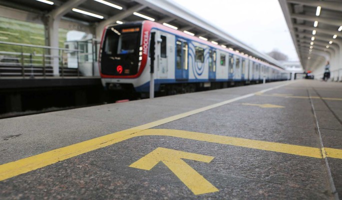 В Москве 70% станций метро оборудуют аудионавигацией для слабовидящих