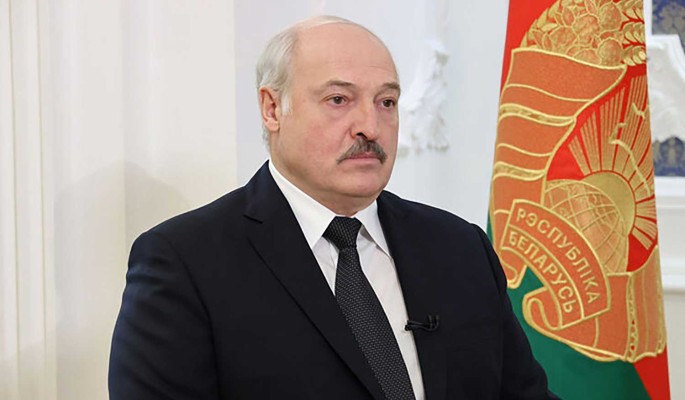 "Отступать некуда": Лукашенко о решении начать газовую блокаду Европы