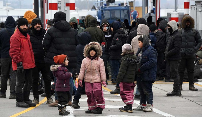 Украина решила обменять беженцев с польской границы на членство в ЕС
