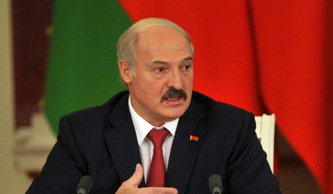 Политолог Болкунец: Лукашенко пытается шантажировать Евросоюз