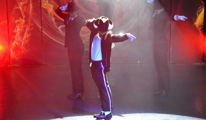 "Дни.ру" раздают подарки: билеты на концерт “Майкл Джексон и Уитни Хьюстон шоу”