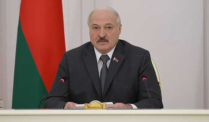 Лукашенко – Западу: Белоруссия никогда не станет Украиной 