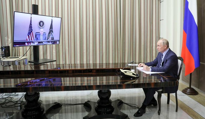 Как проходит засекреченная встреча Путина и Байдена
