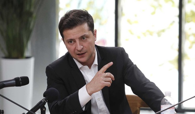 Зеленский согласился сесть за стол переговоров по конфликту в Донбассе