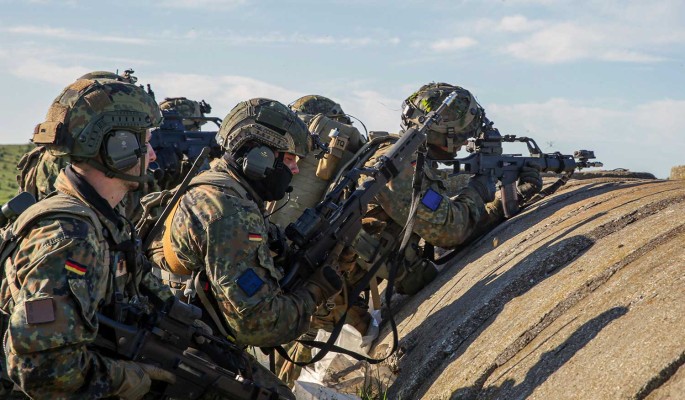 Нужны кадры высокого уровня: Евросоюз хочет отправить на Украину миссию для подготовки офицеров