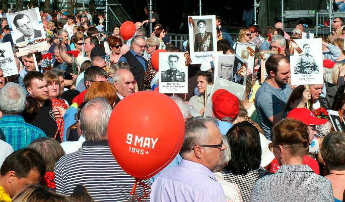 Традиционная акция "Бессмертный полк" вернется 9 мая на московские улицы