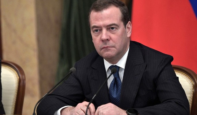 "Оборзели": Медведев предупредил о желании США развязать войну на Тайване