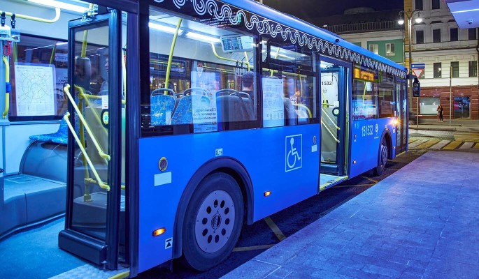Автобусы ночных маршрутов Москвы перевезли почти 10 млн пассажиров
