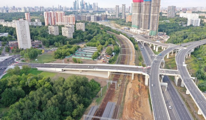 На юго-востоке Москвы построят и реконструируют 10 дорожных объектов
