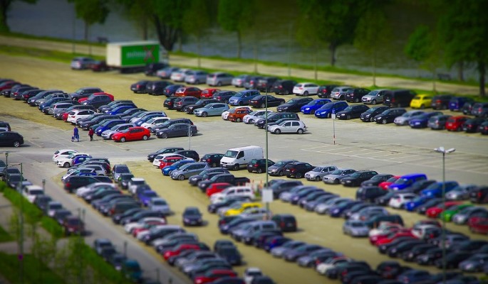 Почти пять тысяч машино-мест появилось в Новой Москве с начала года