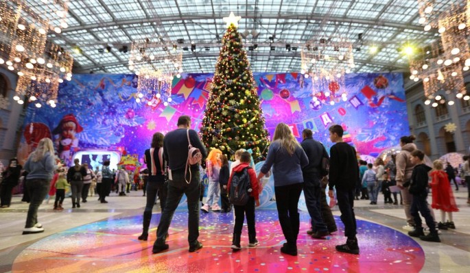 Дети участников СВО посетили новогодние мероприятия в Москве